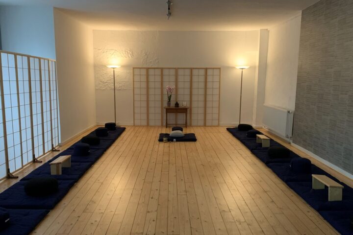 Zazen-Kai – die große Stille – Zen Meditation